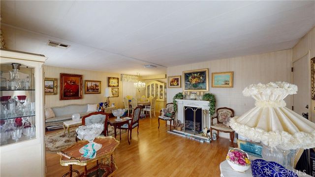 14851 Jeffrey 117, Irvine, CA 92618