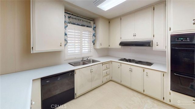 14851 Jeffrey 117, Irvine, CA 92618
