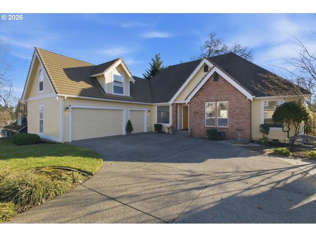 2082 BARRINGTON Ave, Salem, OR 97302