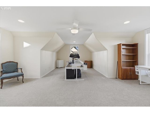 2082 BARRINGTON Ave, Salem, OR 97302