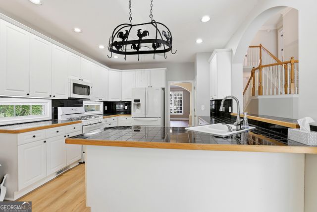 130 South Shore Terrace, Fayetteville, GA 30214