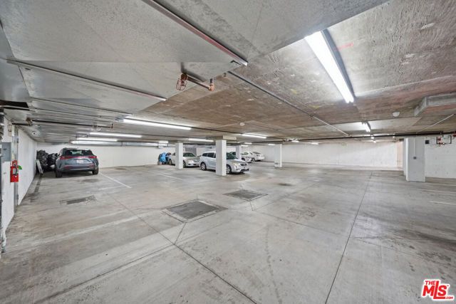 1037 S Fedora Street 204, Los Angeles, CA 90006