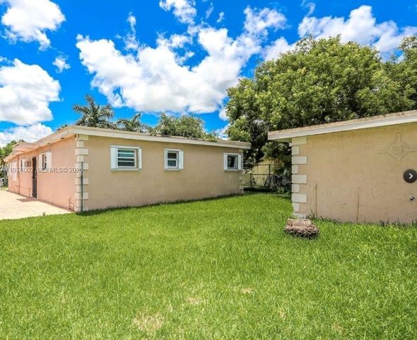 725 SW 12th Ave, Homestead, FL 33030