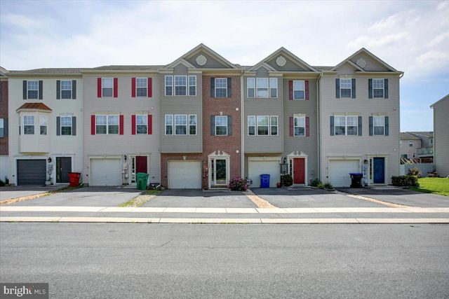 3385 CORNERSTONE CT, Chambersburg, PA 17201