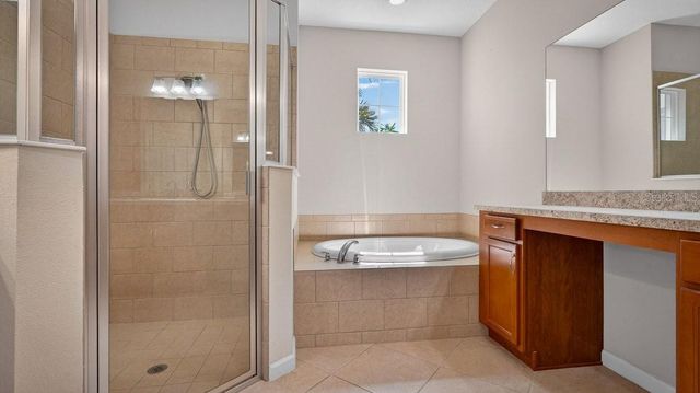 842 ATTITUDE AVENUE, Daytona Beach, FL 32124
