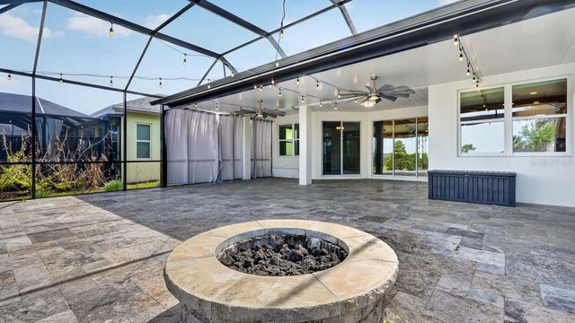 842 ATTITUDE AVENUE, Daytona Beach, FL 32124