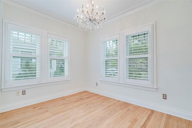 512 E 49th ST A, Austin, TX 78751