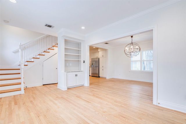 512 E 49th ST A, Austin, TX 78751