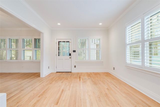 512 E 49th ST A, Austin, TX 78751