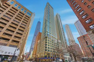 57 E Delaware Place 3904, Chicago, IL 60611