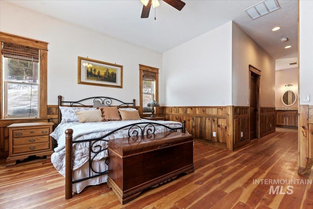 675 W Russell Dr, Prairie, ID 83647 photo 15