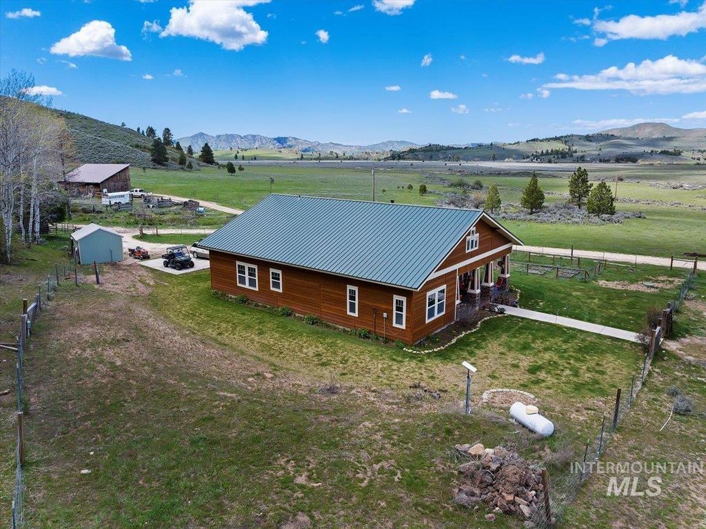 675 W Russell Dr, Prairie, ID 83647 photo 33