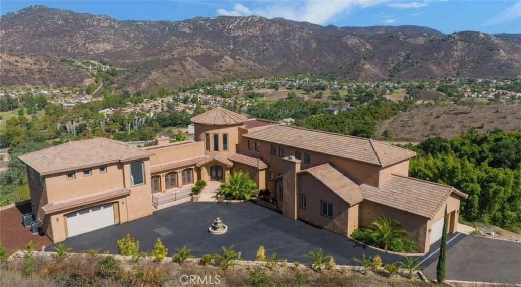 3034 Mountain View Drive, Escondido, CA 92027 — exterior