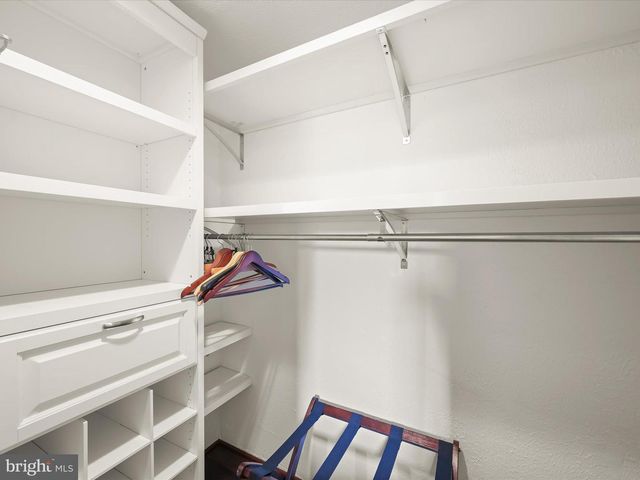 8138 FOREST GLEN DR, Pasadena, MD 21122