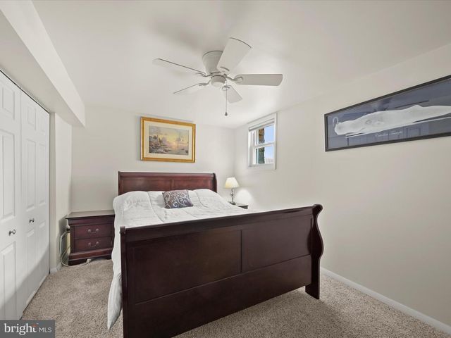 8138 FOREST GLEN DR, Pasadena, MD 21122