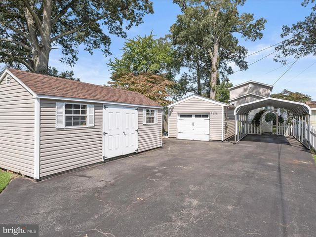 8138 FOREST GLEN DR, Pasadena, MD 21122