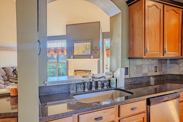 916 Country Oaks Drive, Richmond, KY 40475