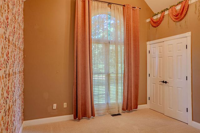 916 Country Oaks Drive, Richmond, KY 40475