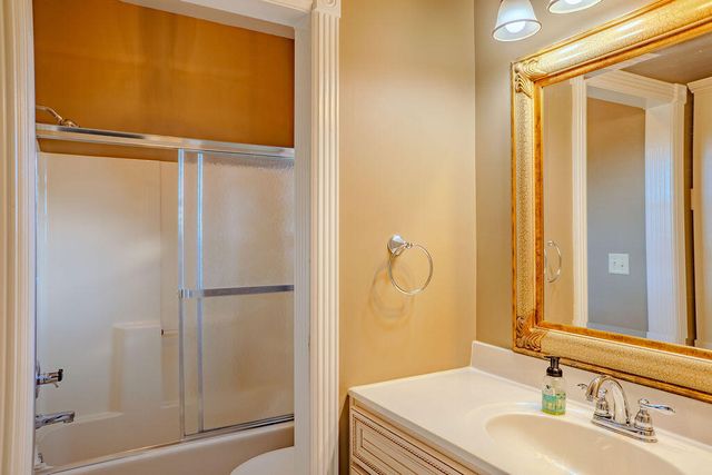 916 Country Oaks Drive, Richmond, KY 40475