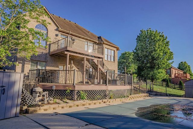 916 Country Oaks Drive, Richmond, KY 40475