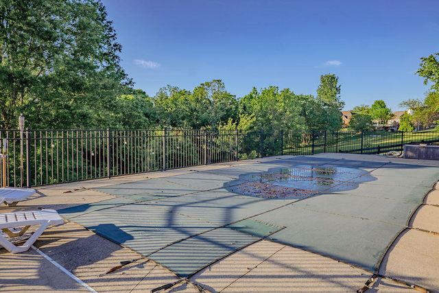 916 Country Oaks Drive, Richmond, KY 40475