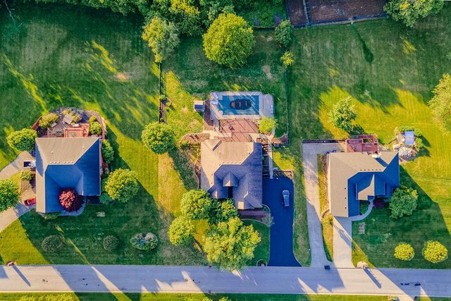 916 Country Oaks Drive, Richmond, KY 40475