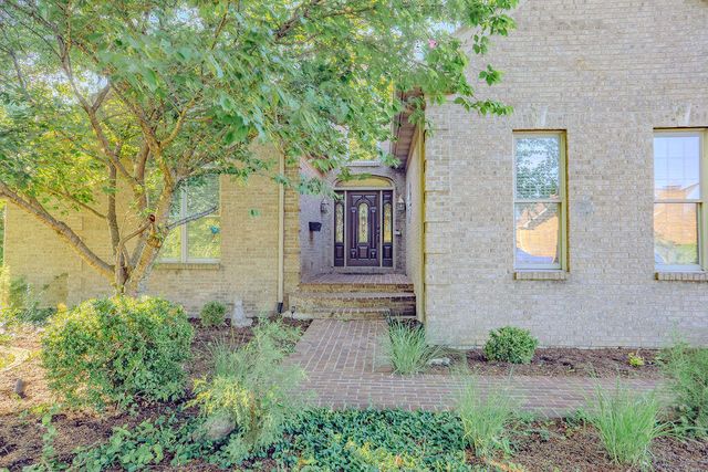 916 Country Oaks Drive, Richmond, KY 40475