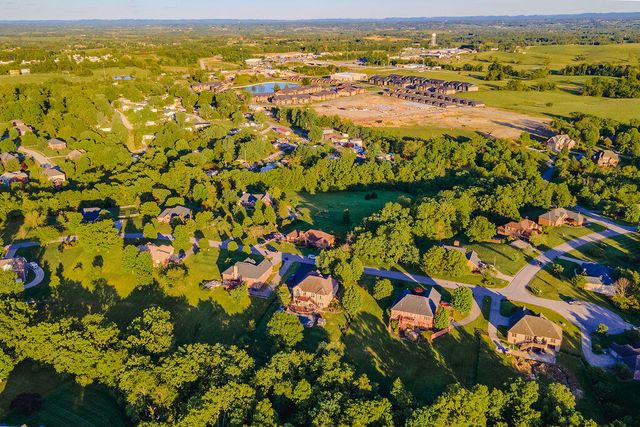 916 Country Oaks Drive, Richmond, KY 40475