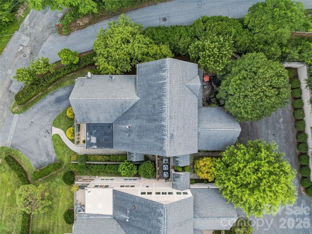 30 Dover Street, Asheville, NC 28804