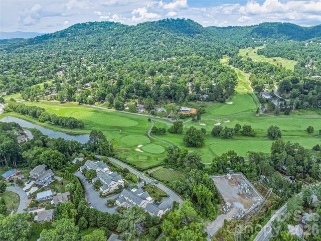 30 Dover Street, Asheville, NC 28804