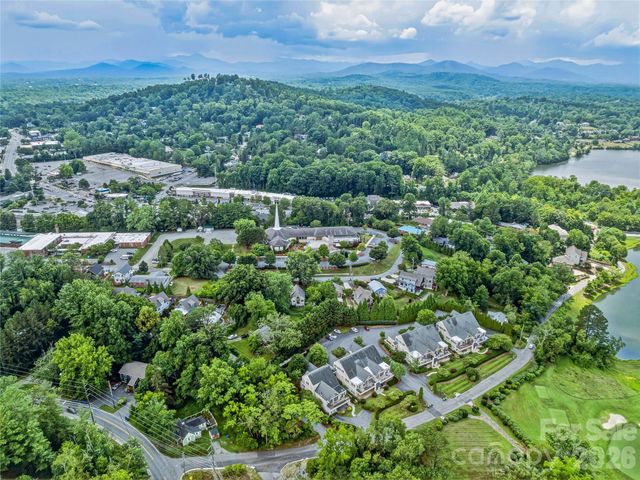 30 Dover Street, Asheville, NC 28804