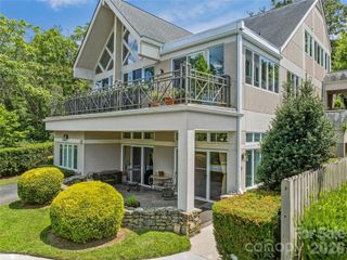 30 Dover Street, Asheville, NC 28804