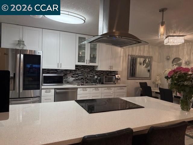 825 Oak Grove Rd 17, Concord, CA 94518