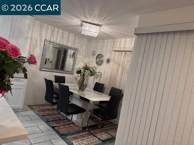 825 Oak Grove Rd 17, Concord, CA 94518