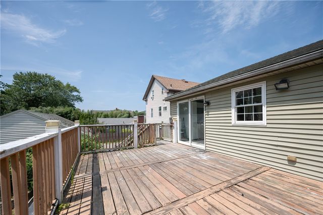 115 Sutton Avenue, East Providence, RI 02914