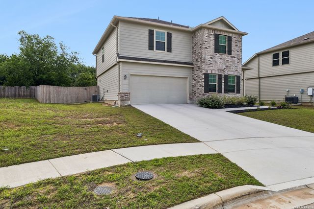 605 Oleander Crk, Seguin, TX 78155