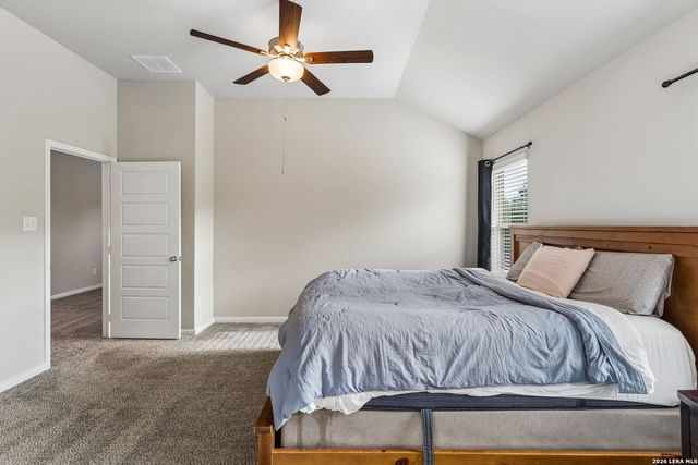 605 Oleander Crk, Seguin, TX 78155