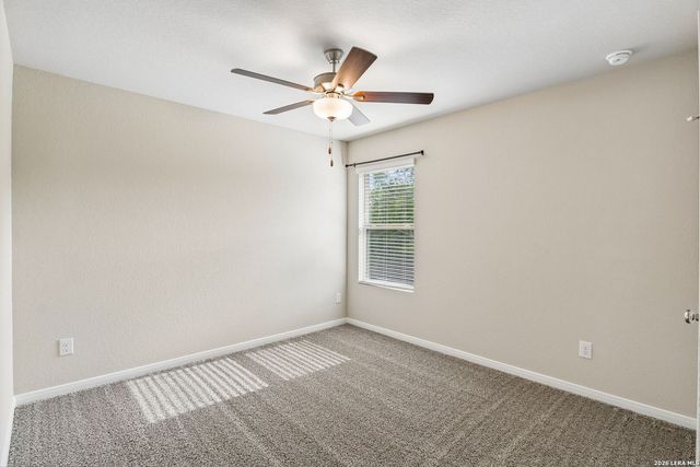 605 Oleander Crk, Seguin, TX 78155