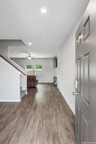 605 Oleander Crk, Seguin, TX 78155