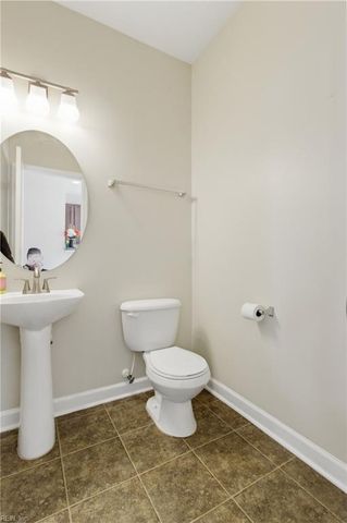 229 Tigerlilly DR, Portsmouth, VA 23701