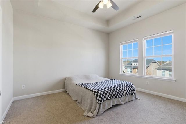 229 Tigerlilly DR, Portsmouth, VA 23701