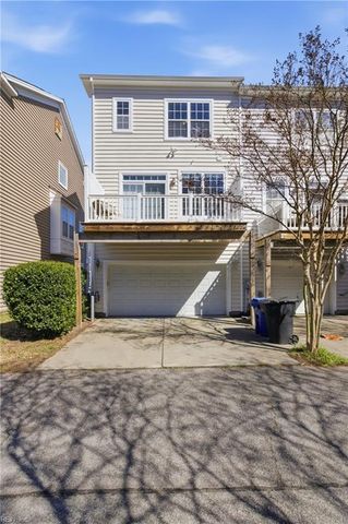 229 Tigerlilly DR, Portsmouth, VA 23701