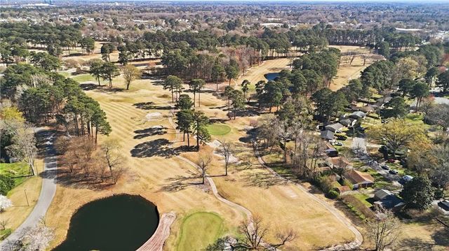 229 Tigerlilly DR, Portsmouth, VA 23701