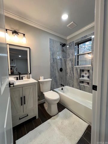 14 MARBLE Court, Little Rock, AR 72212
