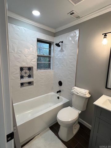 14 MARBLE Court, Little Rock, AR 72212