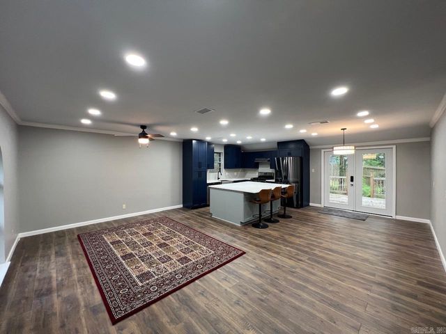14 MARBLE Court, Little Rock, AR 72212