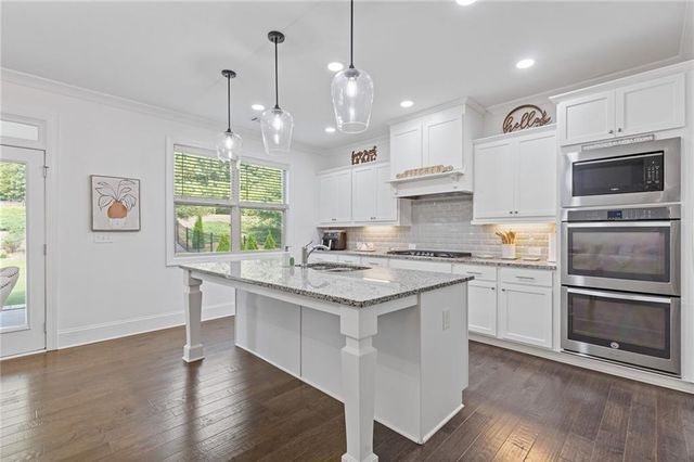 4867 Hunters Grove Way, Sugar Hill, GA 30518
