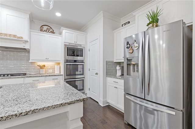 4867 Hunters Grove Way, Sugar Hill, GA 30518