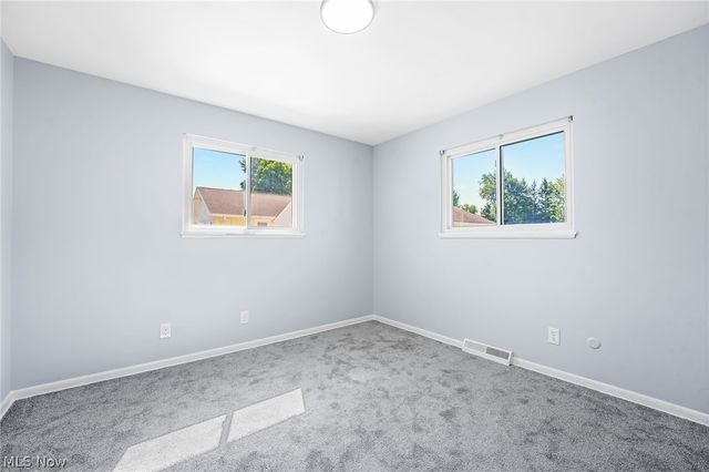 285 Nobottom Road, Berea, OH 44017