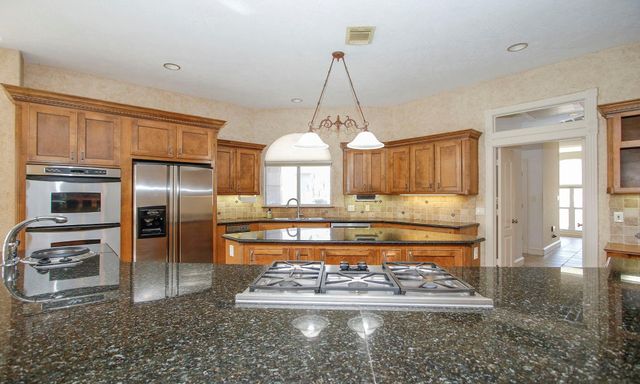 28742 Lakeside Green, Magnolia, TX 77355